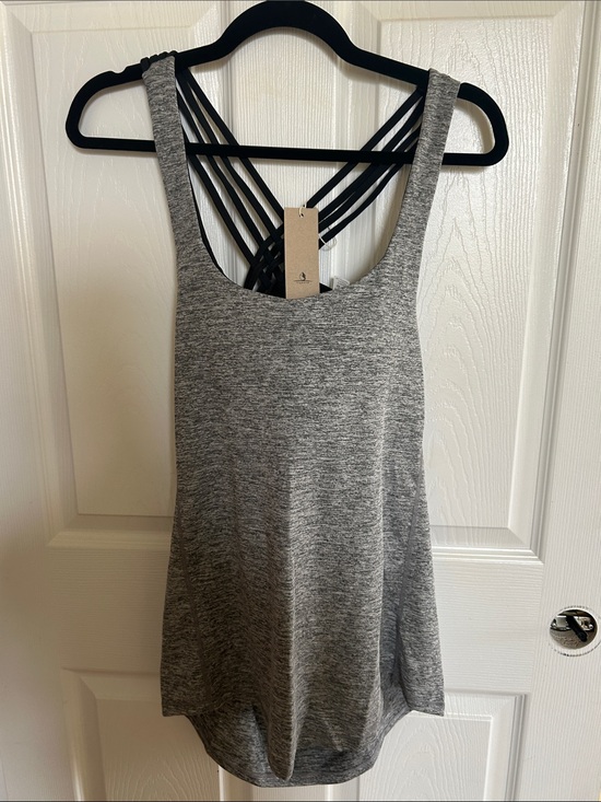 Tops - Women’s Strappy Back Tank Top - Gray workout